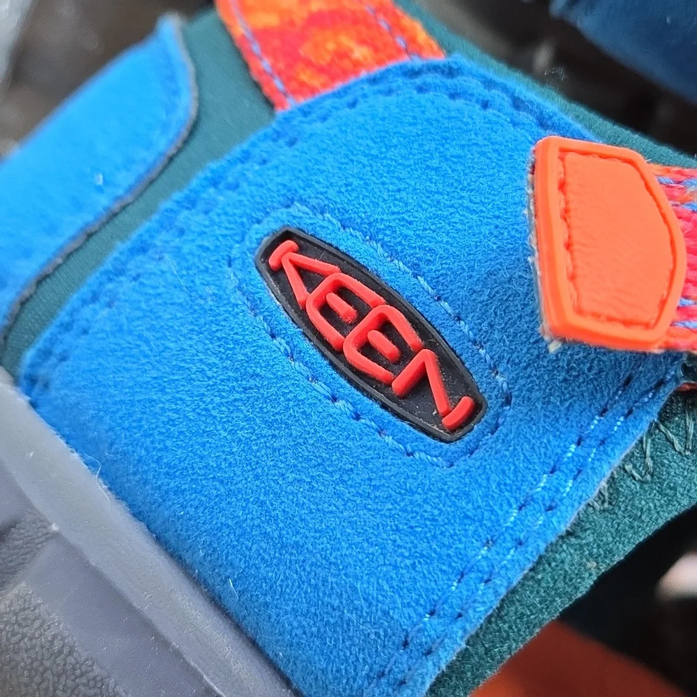 Keen Seacamp Hybrid Water Sandal Size 5